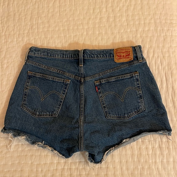 501 Levi’s Shorts - Picture 3 of 3